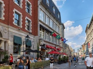 Downtown Montreal-wisshajj-Pixabay